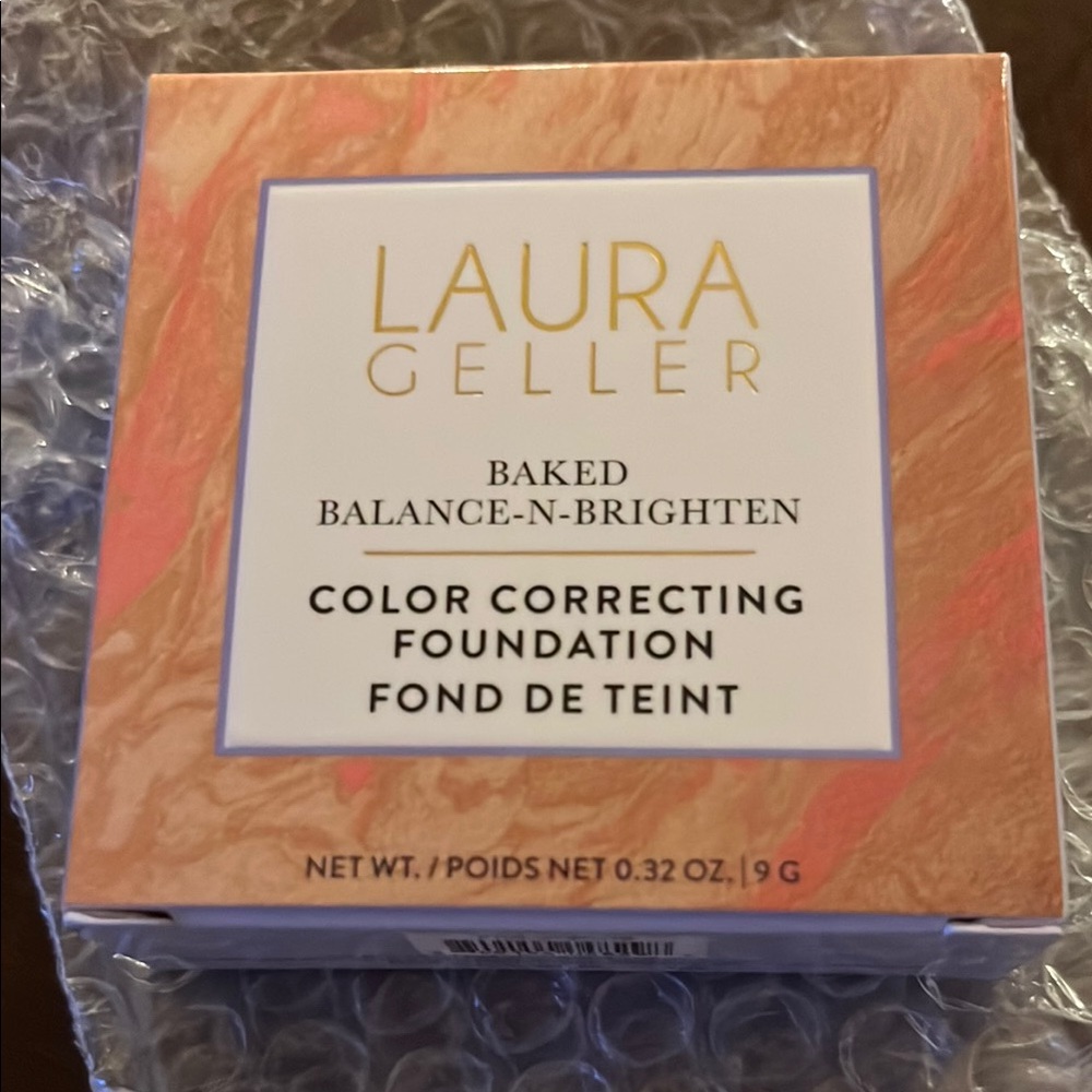 Laura Geller Baked Balance-N-Brighten Color Correcting Foundation
